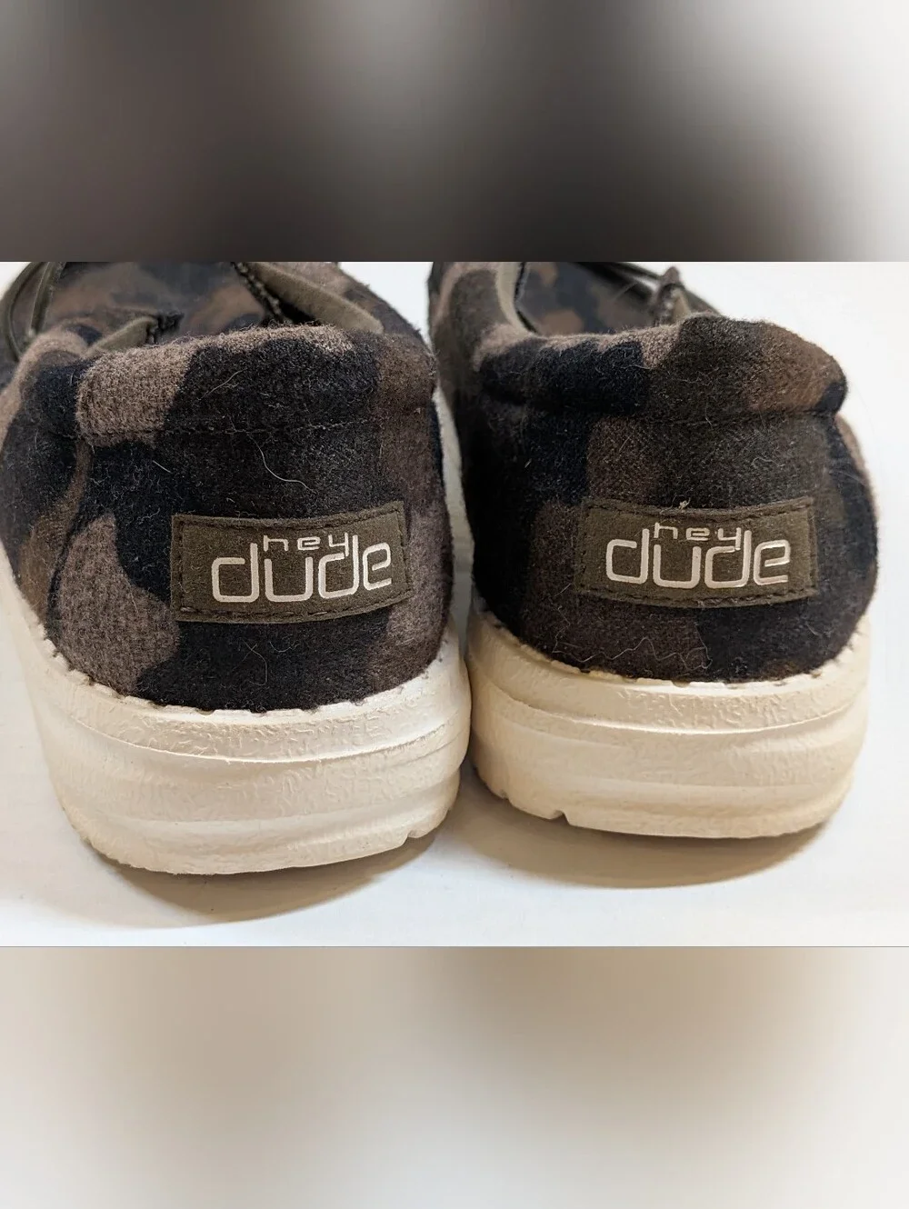 Hey Dudes Wally Linen Youth Size Y6-L7
